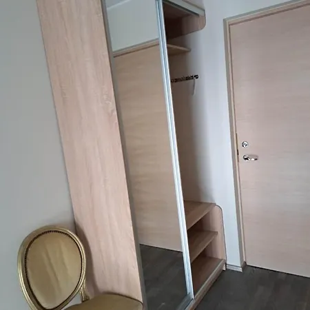 Lejlighed Privaatne Aisa Tn.39,